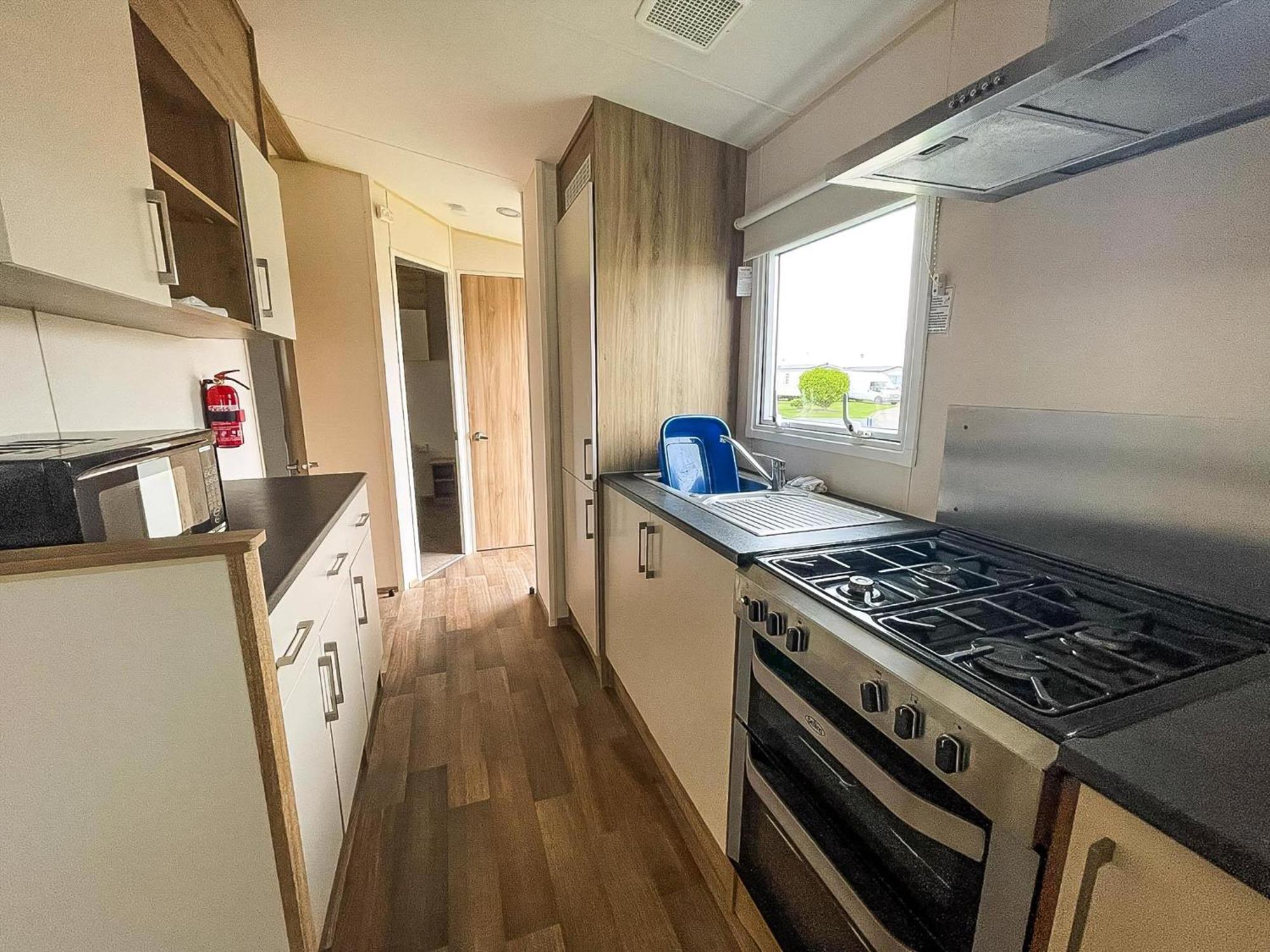 Superb 6 Berth Caravan At St Osyth Beach, Near Clacton-On-Sea Ref 28008Mc Экстерьер фото